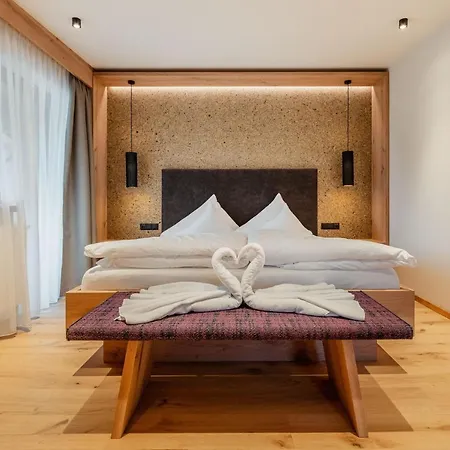Kraeuterhotel Hochzillertal ホテル カルテンバッハ