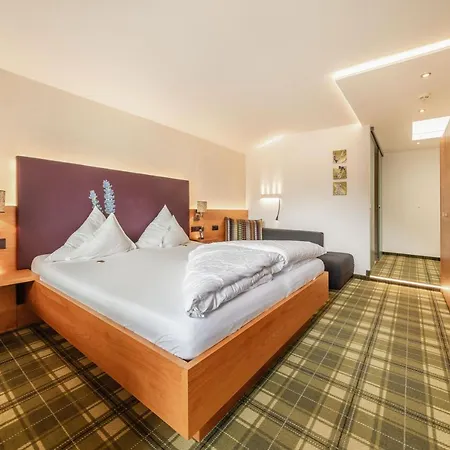 Kraeuterhotel Hochzillertal Hotel Kaltenbach