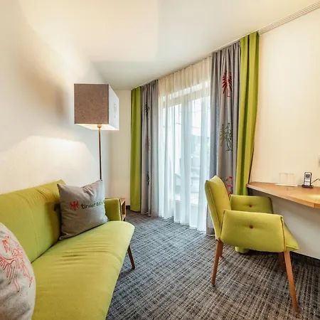 Hotel Kraeuterhotel Hochzillertal 4*