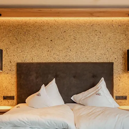 Kraeuterhotel Hochzillertal Hotel