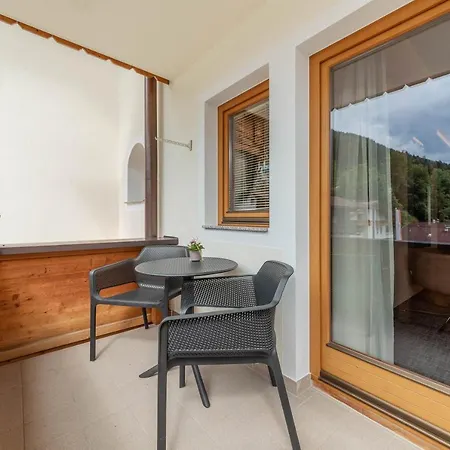 Kraeuterhotel Hochzillertal 4*