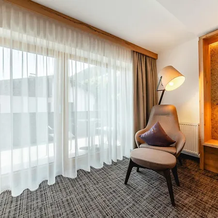 Kraeuterhotel Hochzillertal Kaltenbach