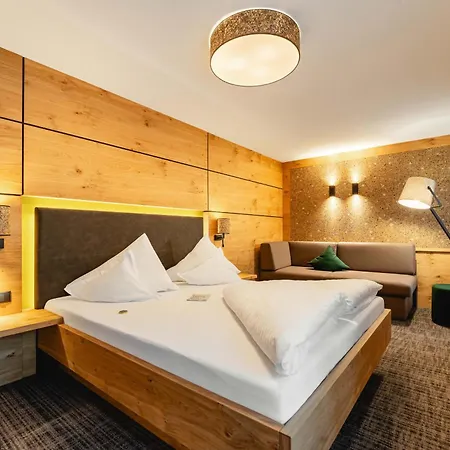Kraeuterhotel Hochzillertal Hotel 4*