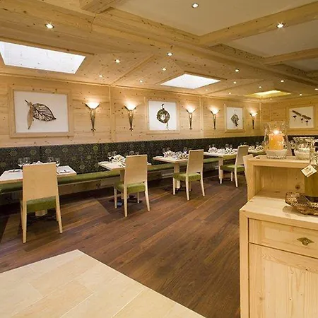 Kraeuterhotel Hochzillertal 4* Kaltenbach