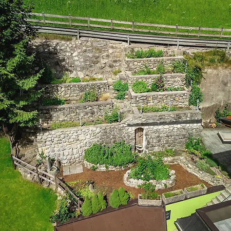 Hotel Kraeuterhotel Hochzillertal