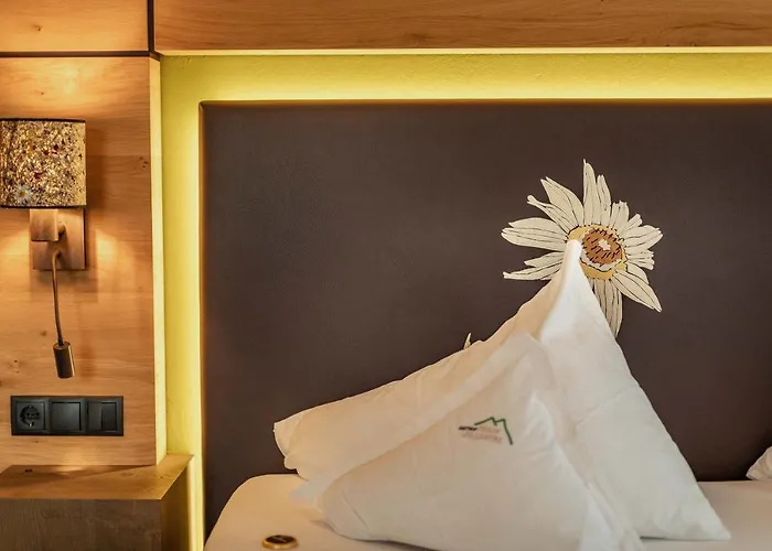 Kraeuterhotel Hochzillertal Hotel 4*