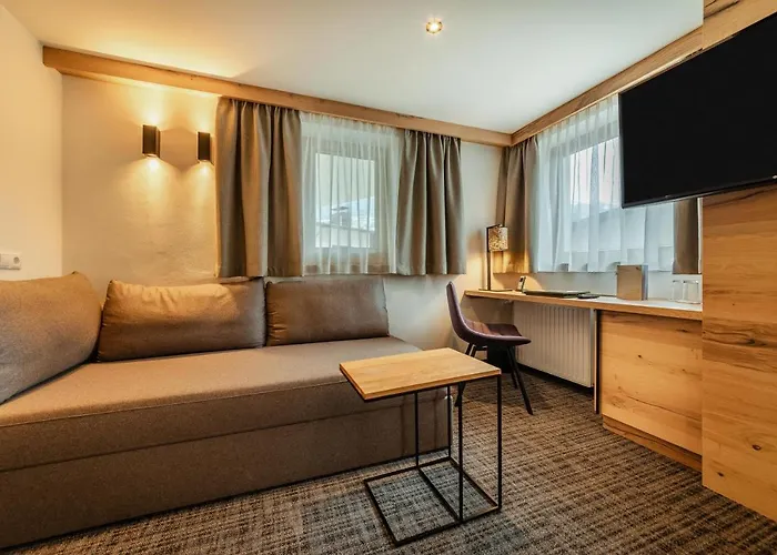 Kraeuterhotel Hochzillertal 4*