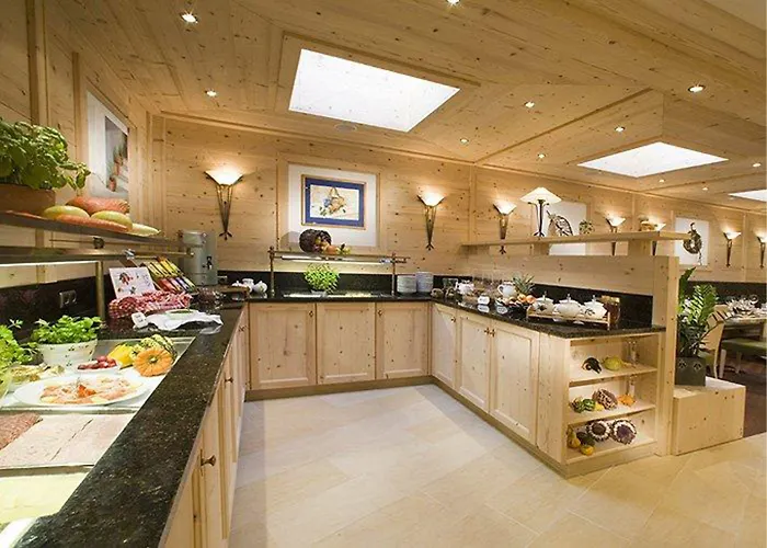 Hotel Kraeuterhotel Hochzillertal 4*