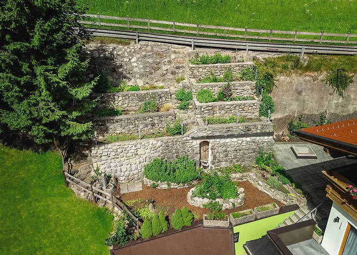 Hotel Kraeuterhotel Hochzillertal