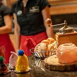 Kraeuterhotel Hochzillertal فندق