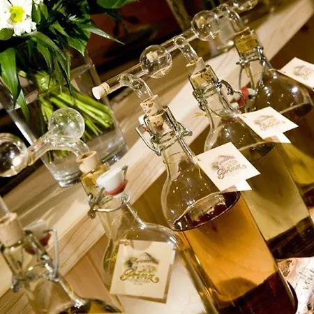 Kraeuterhotel Hochzillertal 호텔