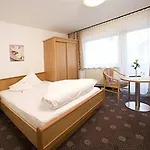 Hotel Kraeuterhotel Hochzillertal 4*