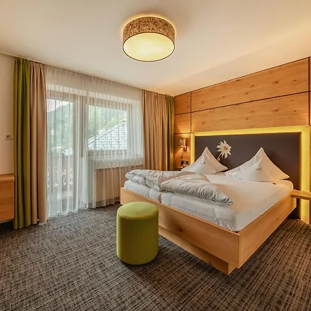 Kraeuterhotel Hochzillertal Otel Kaltenbach