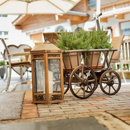 Kraeuterhotel Hochzillertal