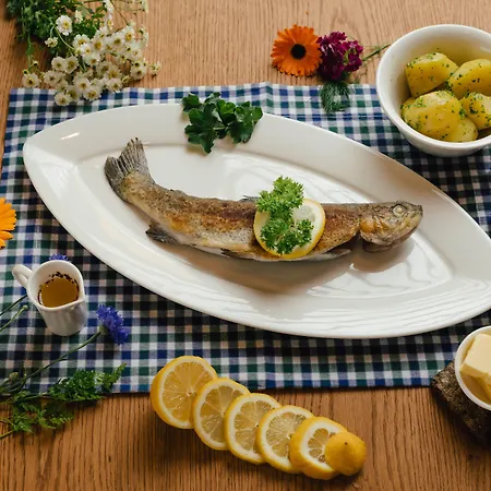 Kraeuterhotel Hochzillertal Otel